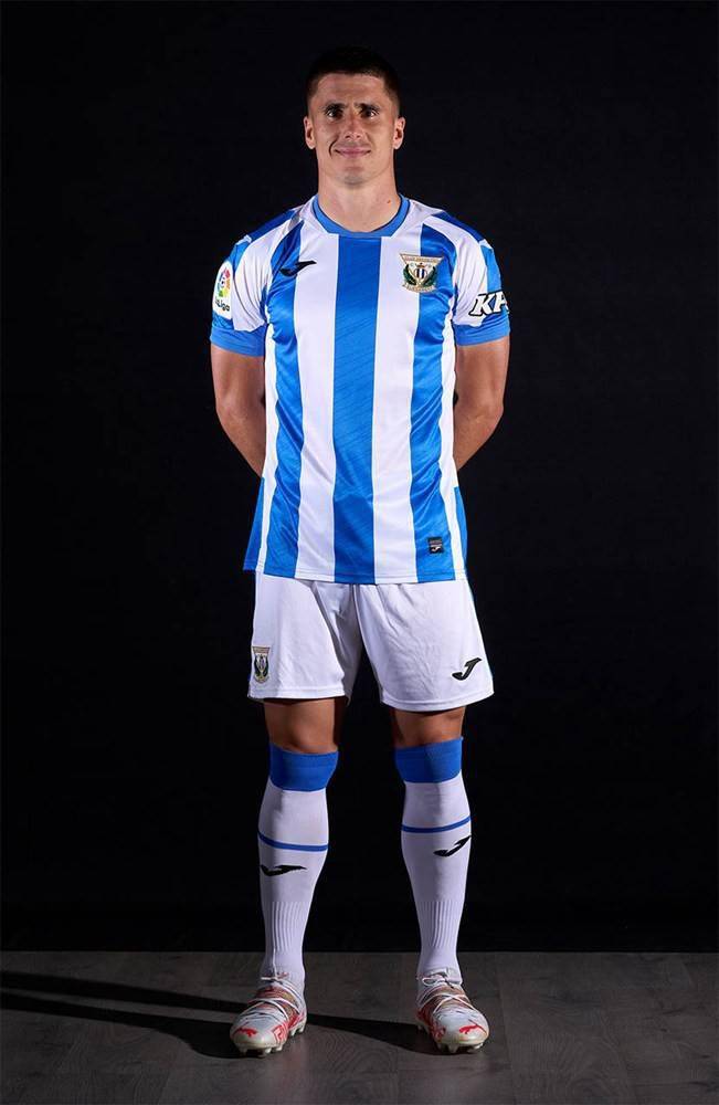 包含欧冠倒计时，菲尼克斯太阳赛后手感冰凉，细节引发关注，态度坚定，赛季目标并未改变的词条